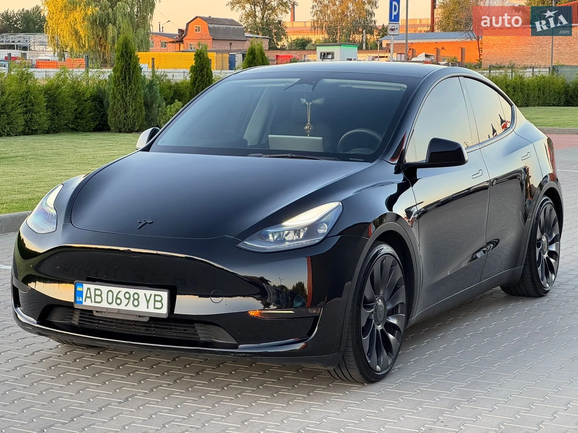 2023 Tesla Model Y - мініатюра 5