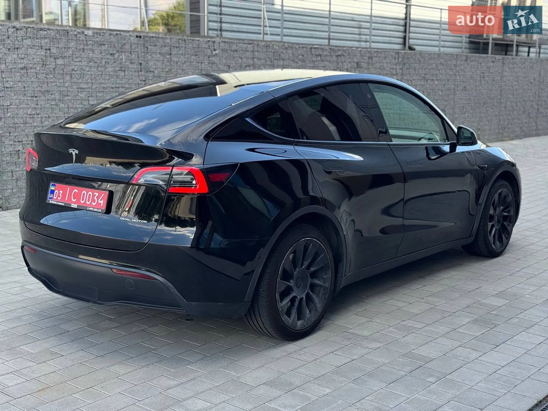 2022 Tesla Model Y - мініатюра 5