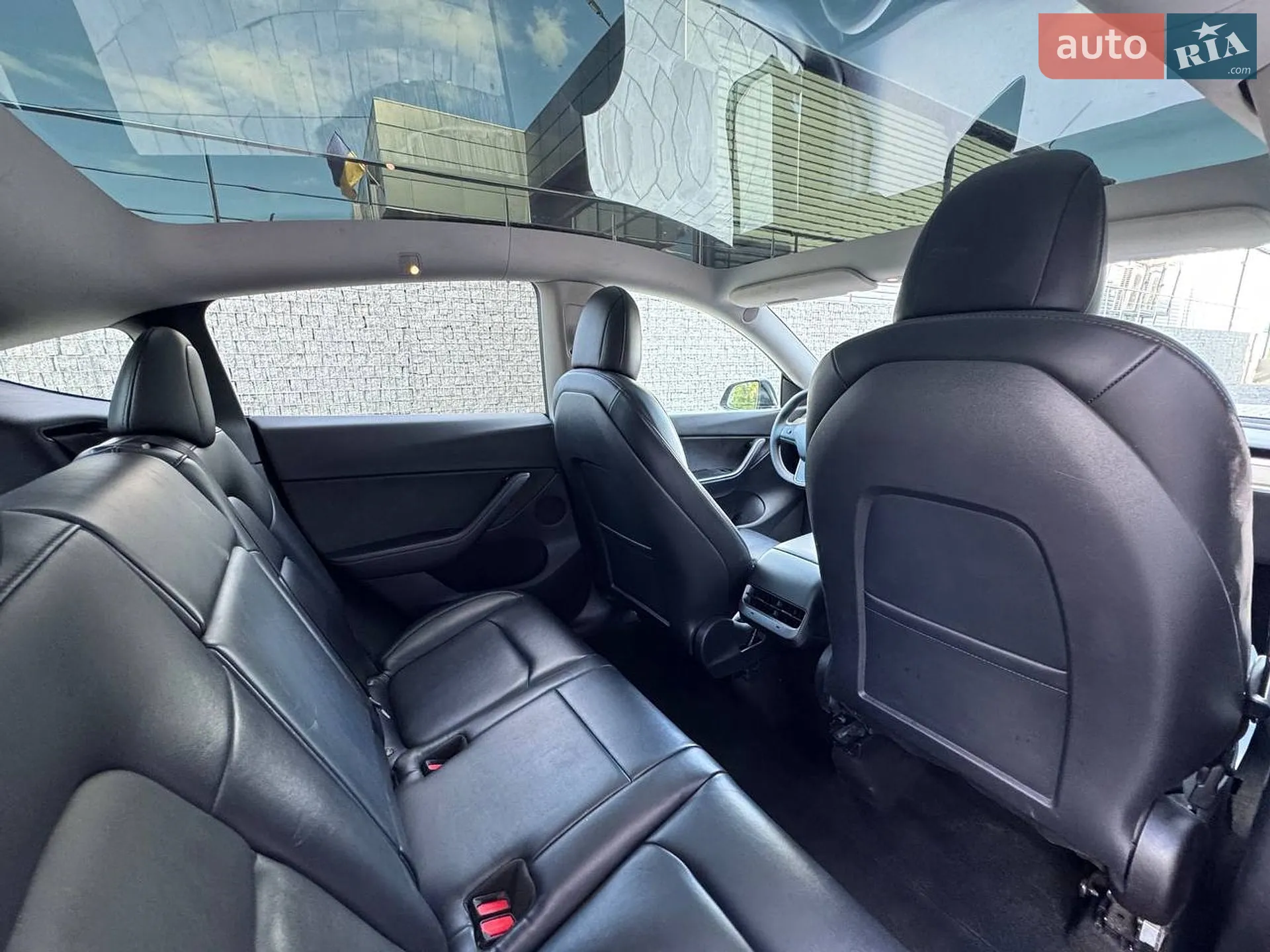 2022 Tesla Model Y - мініатюра 19