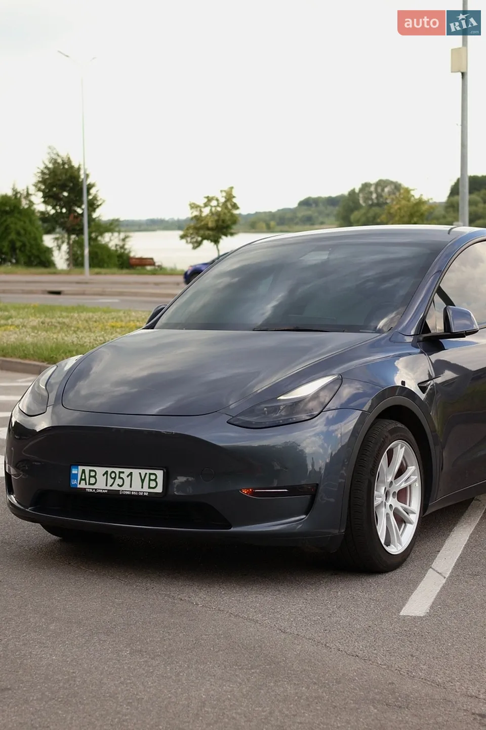 2022 Tesla Model Y - мініатюра 2