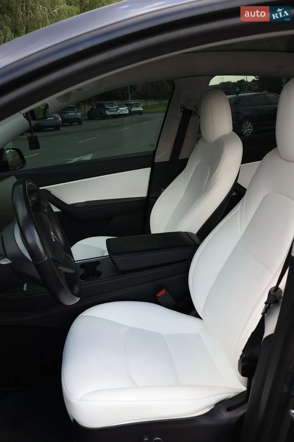 2022 Tesla Model Y - мініатюра 11