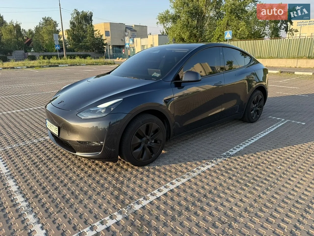 2025 Tesla Model Y - мініатюра 42