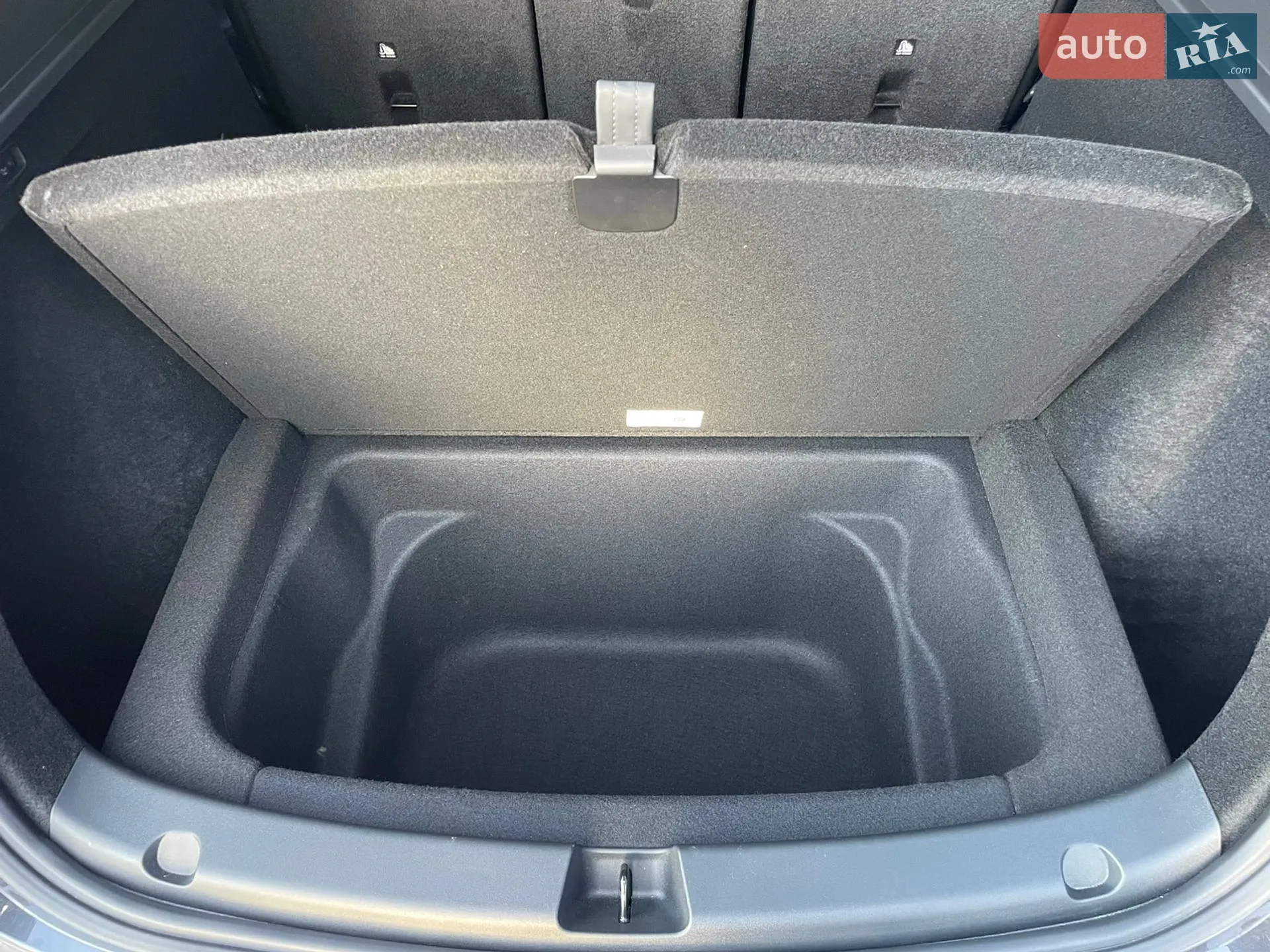 2024 Tesla Model Y - мініатюра 57