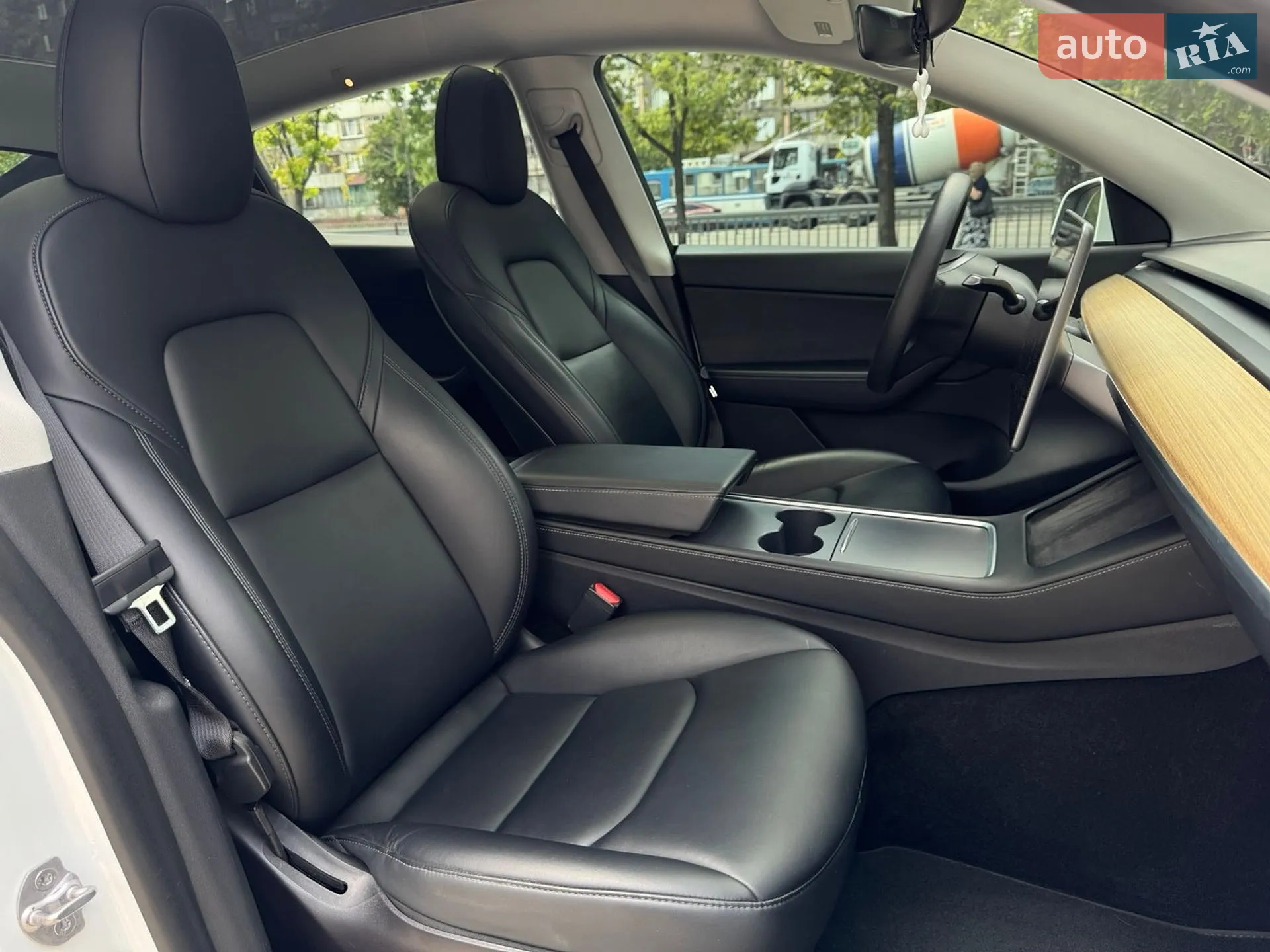 2021 Tesla Model Y - мініатюра 12