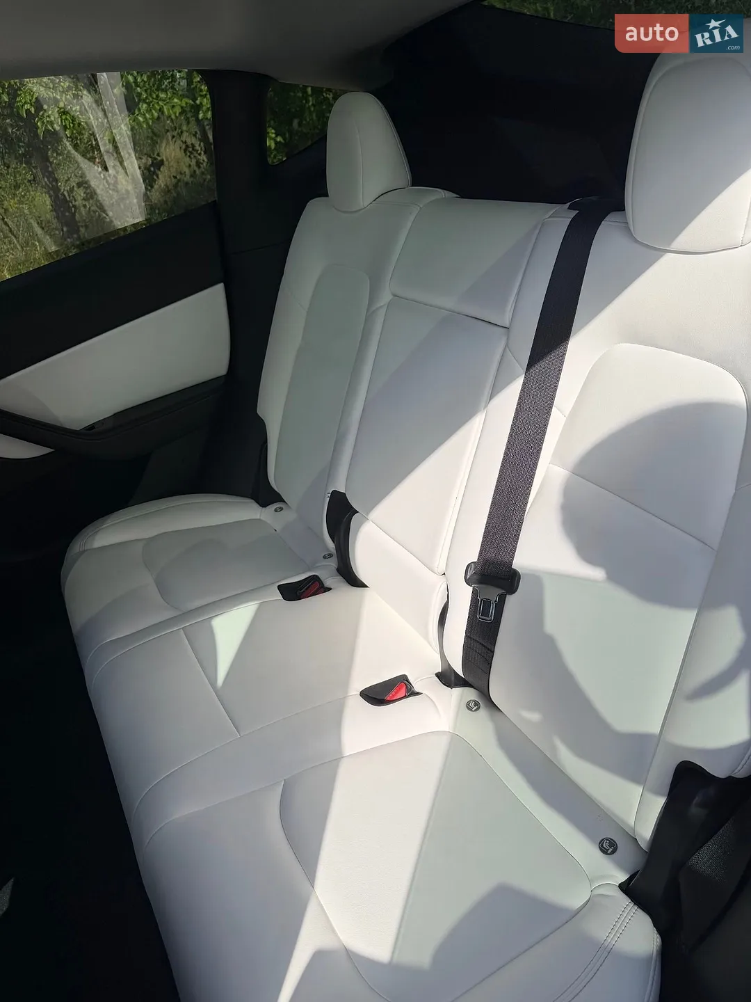 2020 Tesla Model Y - мініатюра 11