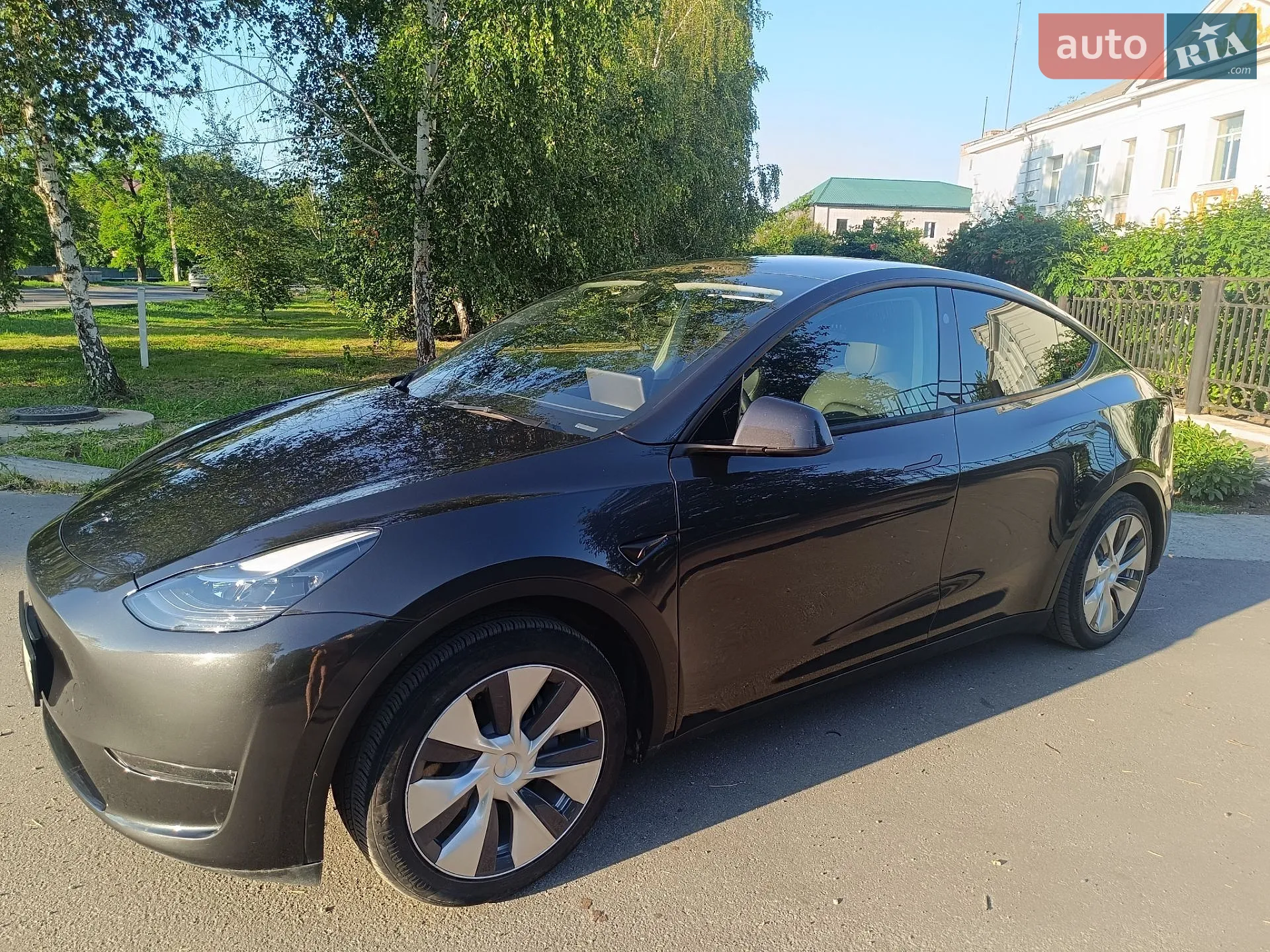 2024 Tesla Model Y - мініатюра 2