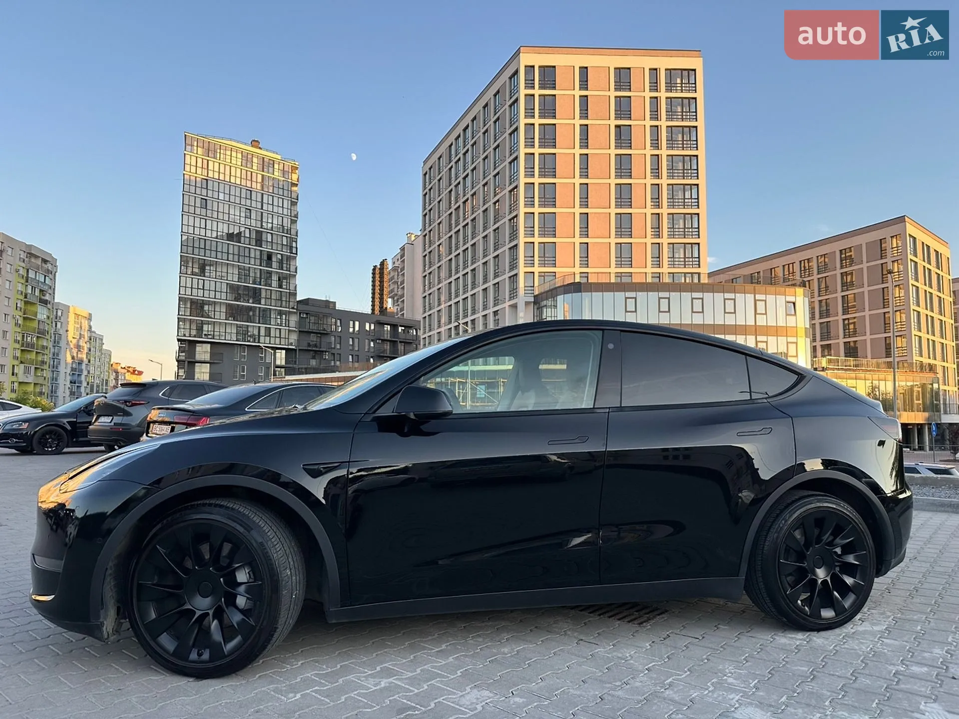2021 Tesla Model Y - мініатюра 4