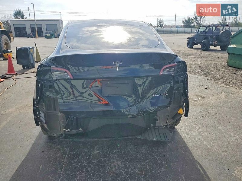 Позашляховик / Кросовер Tesla Model Y 2023 в Львові фото 6 Позашляховик / Кросовер Tesla Model Y 2023 в Львові