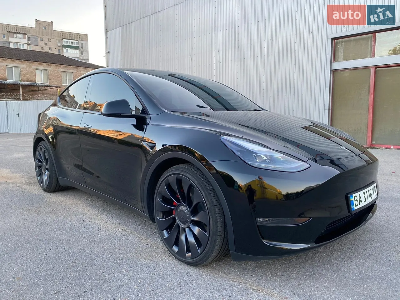 2025 Tesla Model Y - мініатюра 11