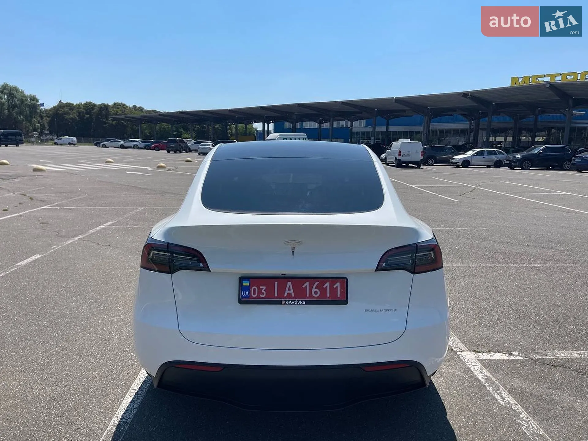2023 Tesla Model Y - мініатюра 8