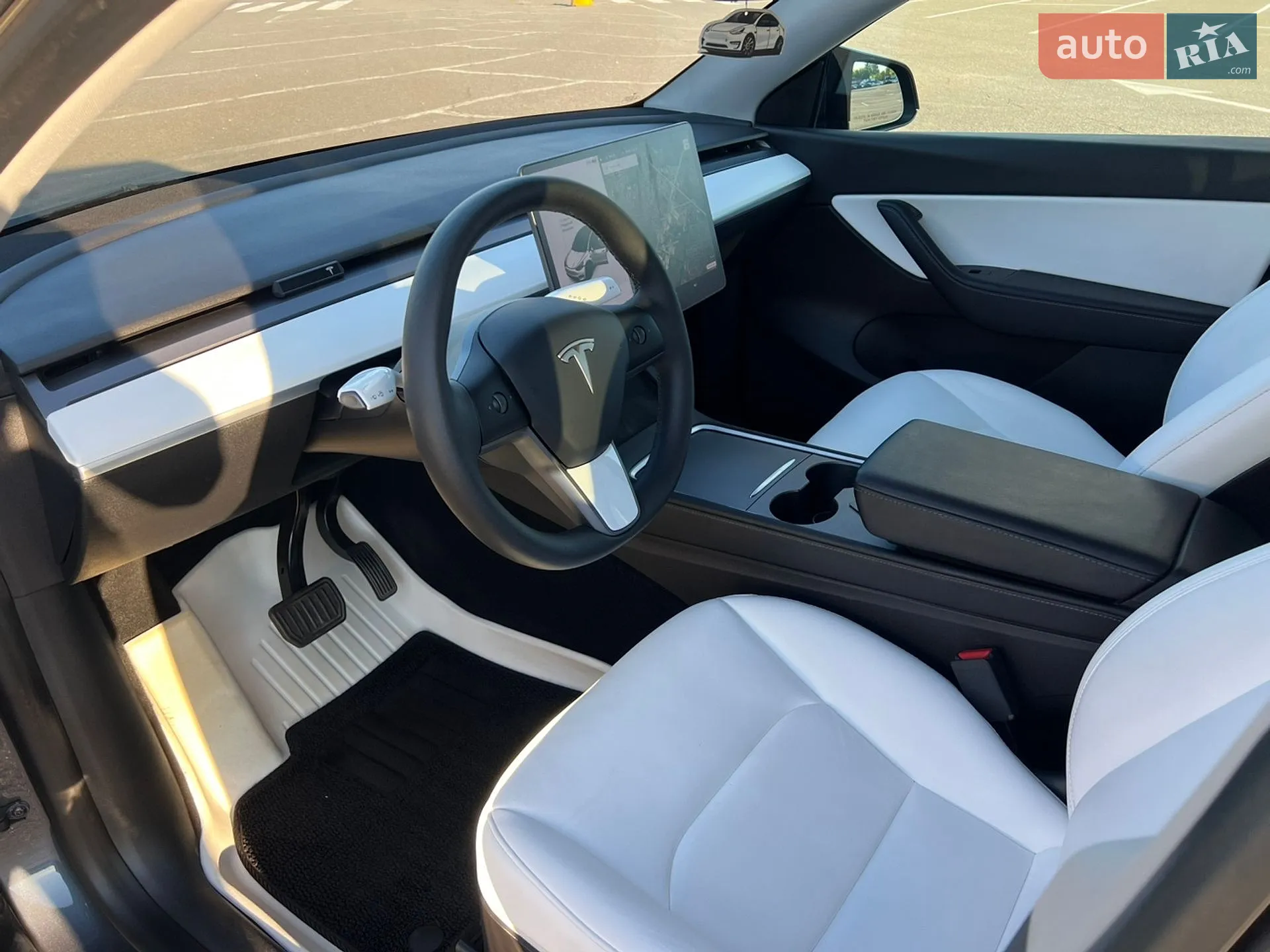 2021 Tesla Model Y - мініатюра 9