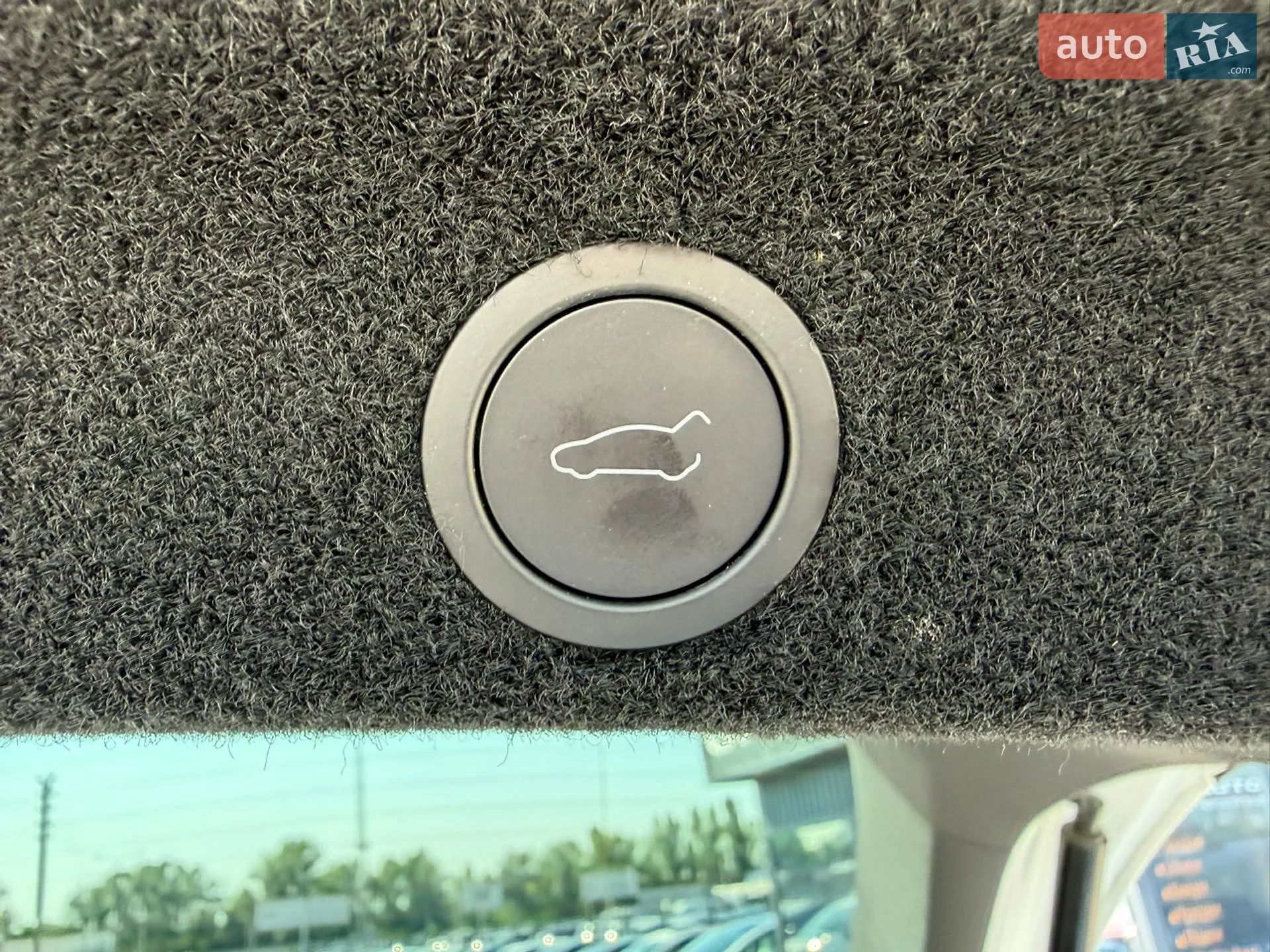 2025 Tesla Model Y - мініатюра 29