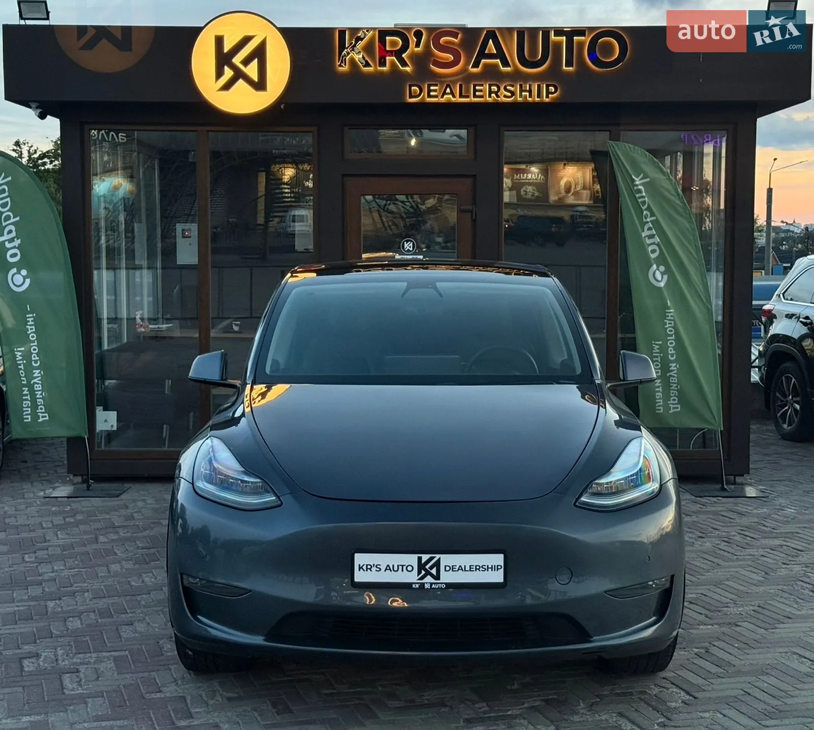 2020 Tesla Model Y - мініатюра 3