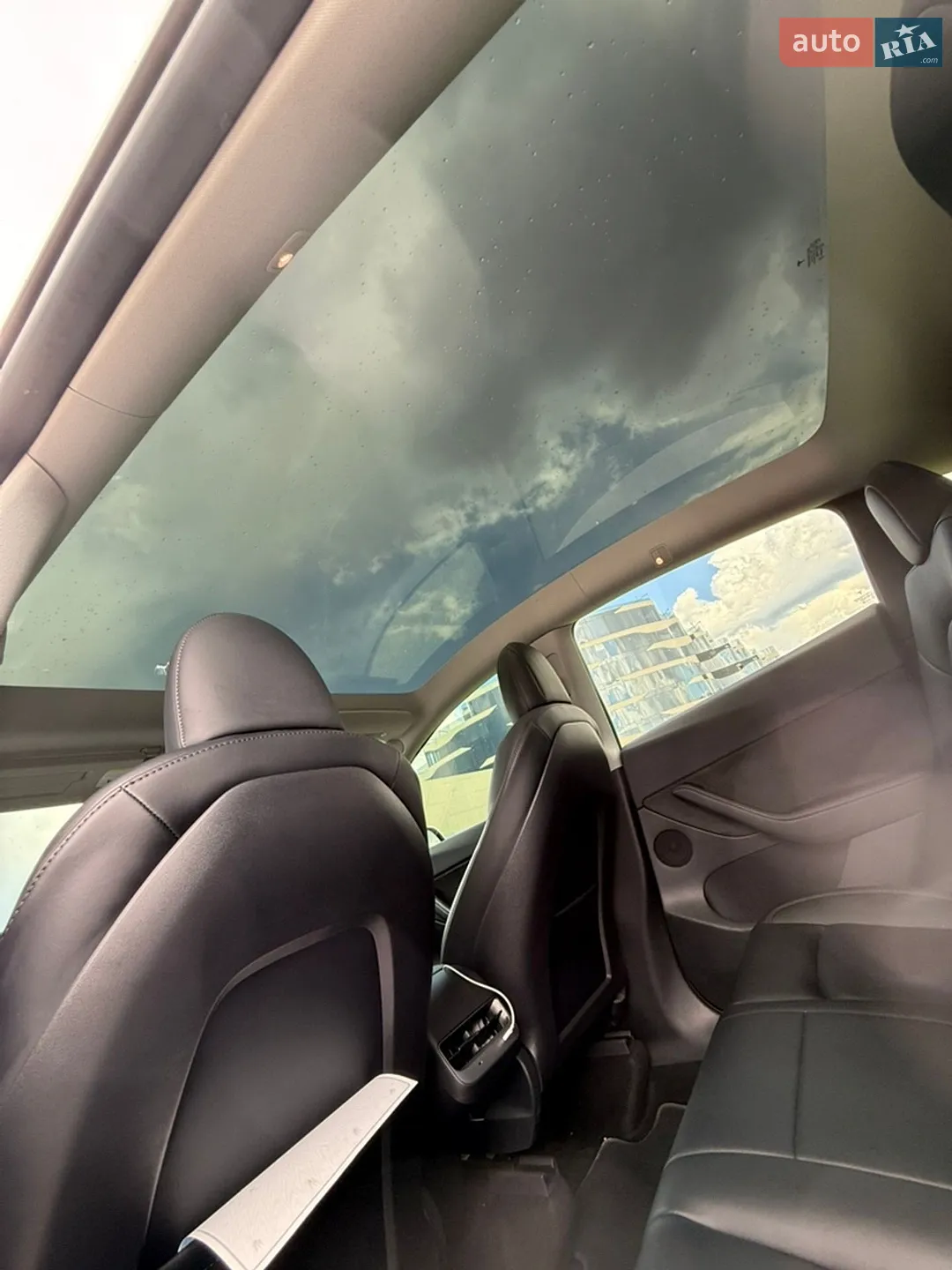 2021 Tesla Model Y - мініатюра 23