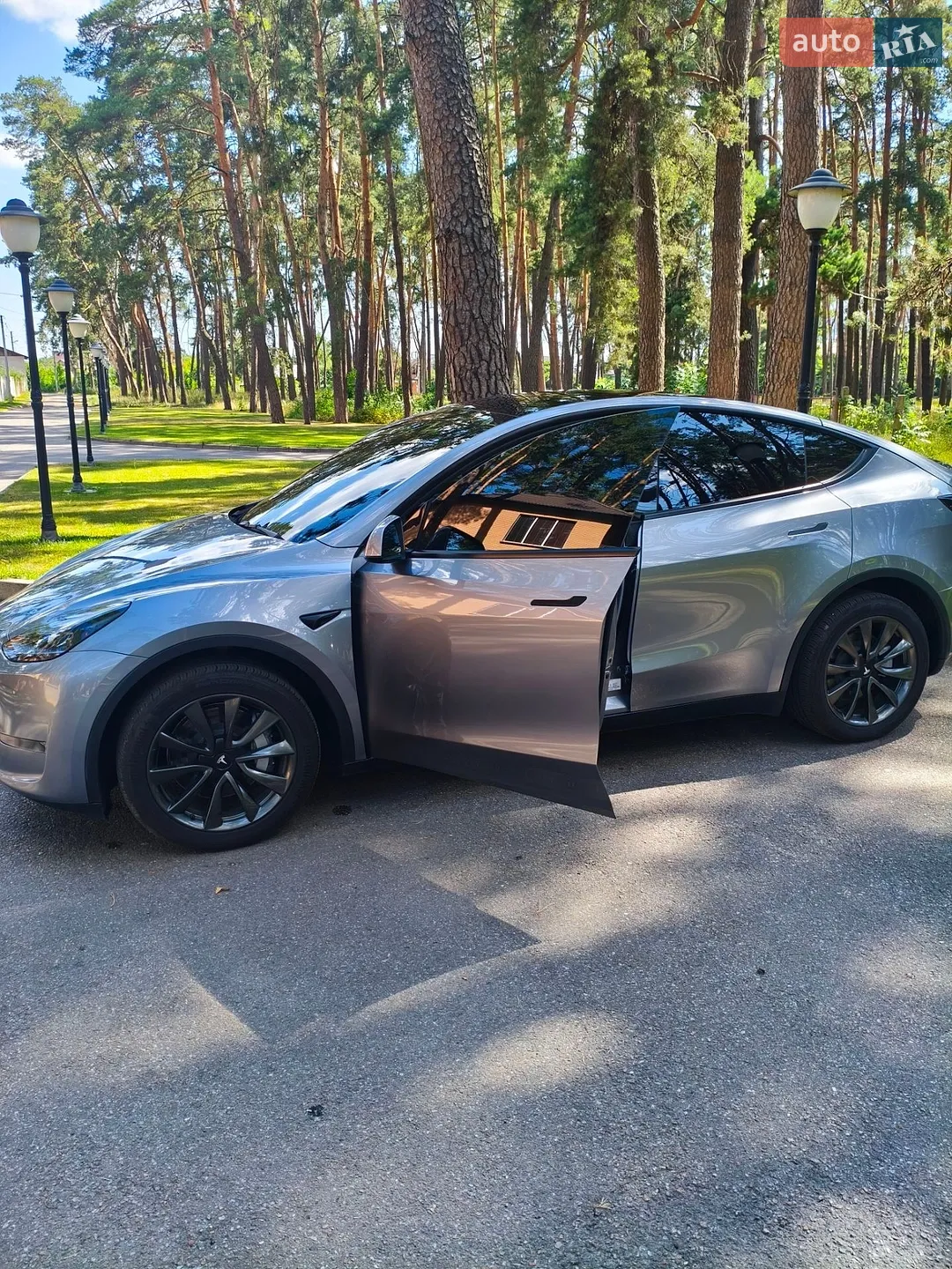 2024 Tesla Model Y - мініатюра 20