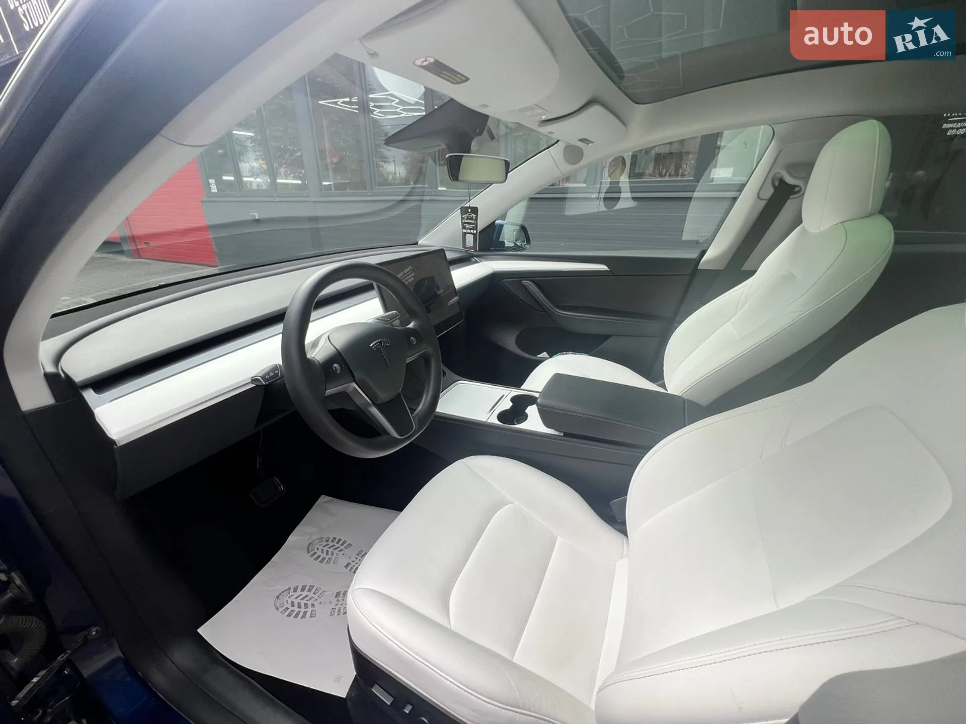 2022 Tesla Model Y - мініатюра 13