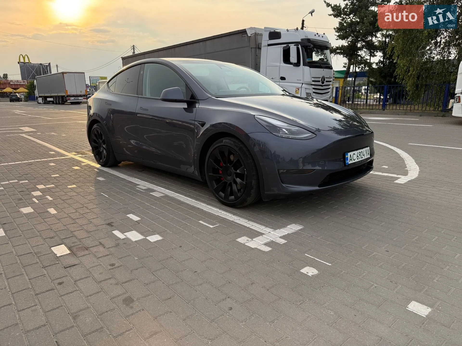 2023 Tesla Model Y - мініатюра 22