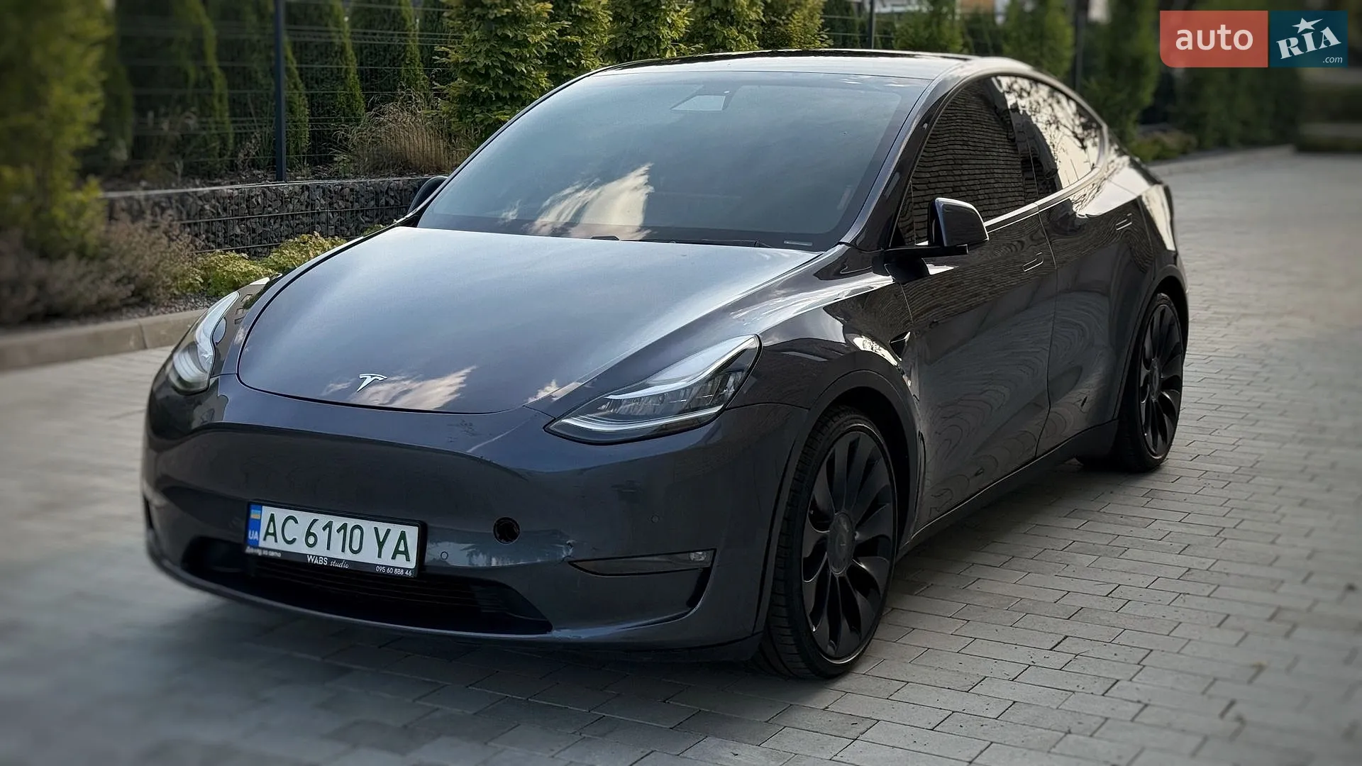 2020 Tesla Model Y - мініатюра 3