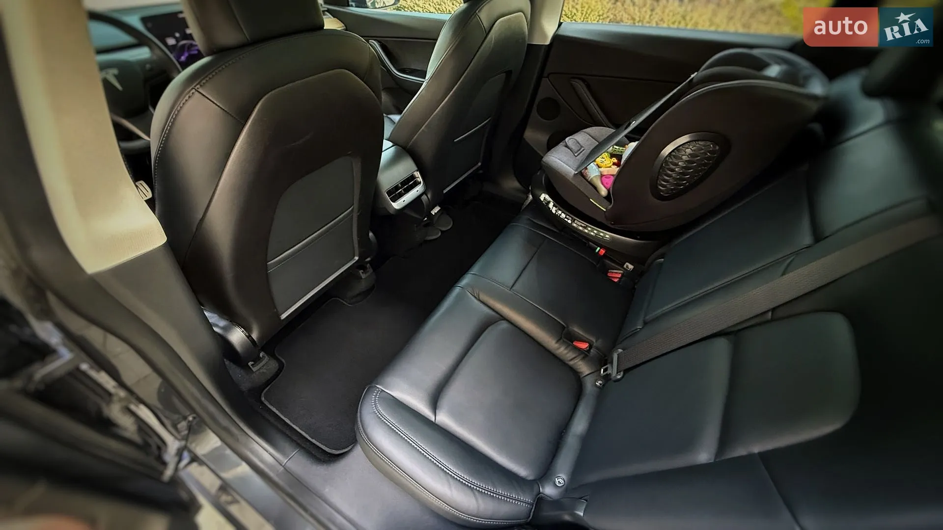 2020 Tesla Model Y - мініатюра 23