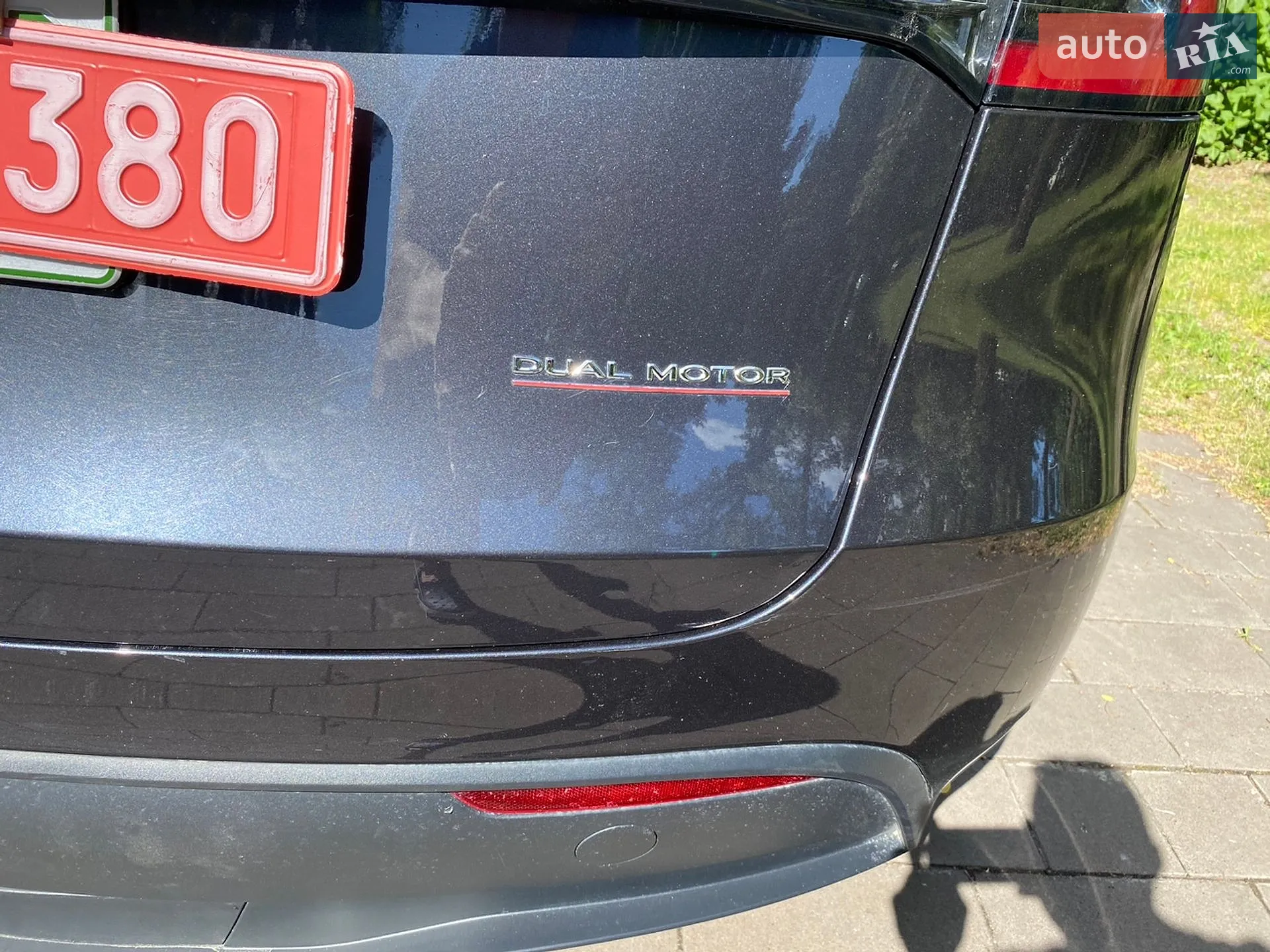 2024 Tesla Model Y - мініатюра 10