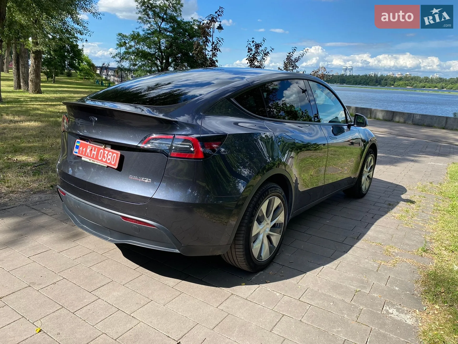 2024 Tesla Model Y - мініатюра 11