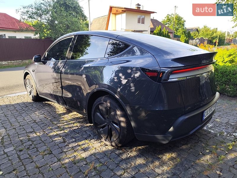 Позашляховик / Кросовер Tesla Model Y 2025 в Черкасах