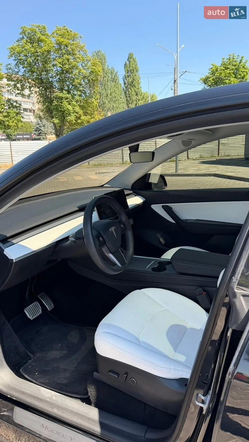 2020 Tesla Model Y - мініатюра 4