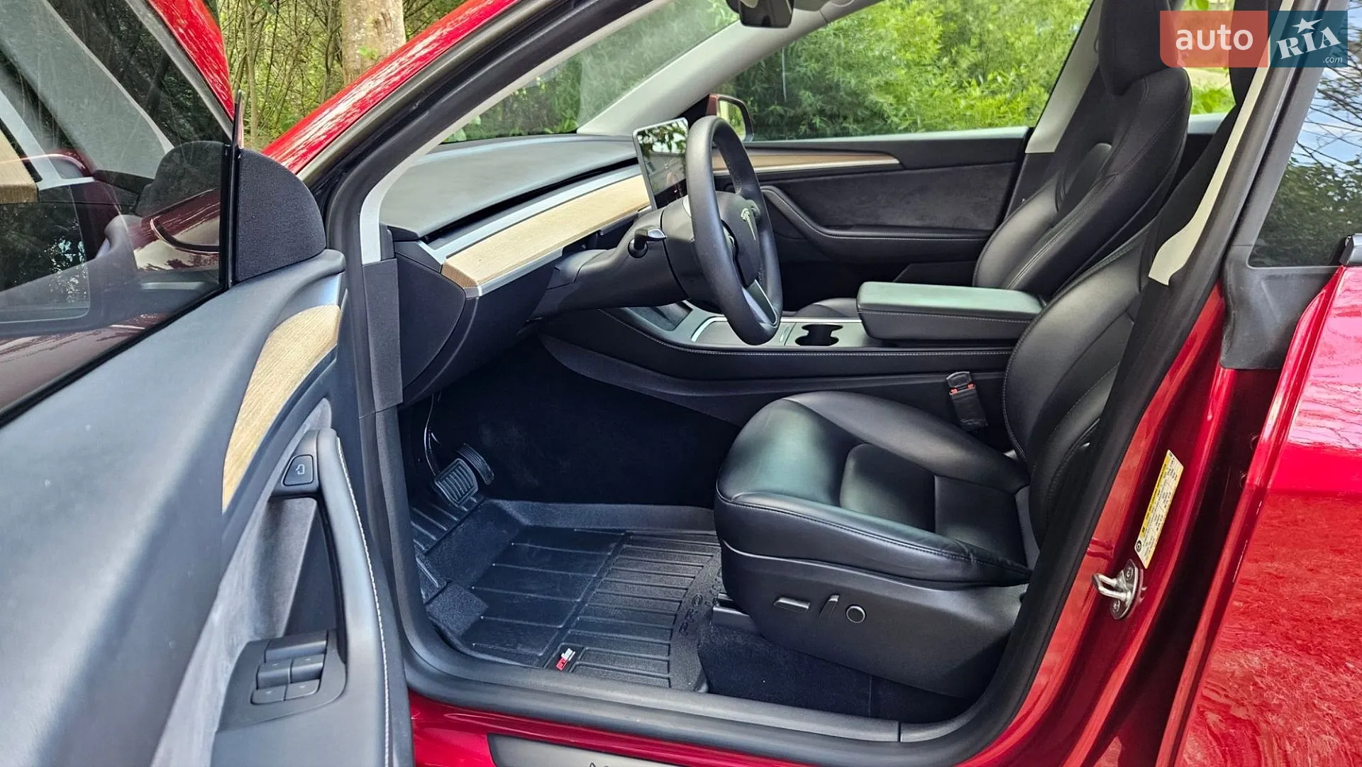 2024 Tesla Model Y - мініатюра 19