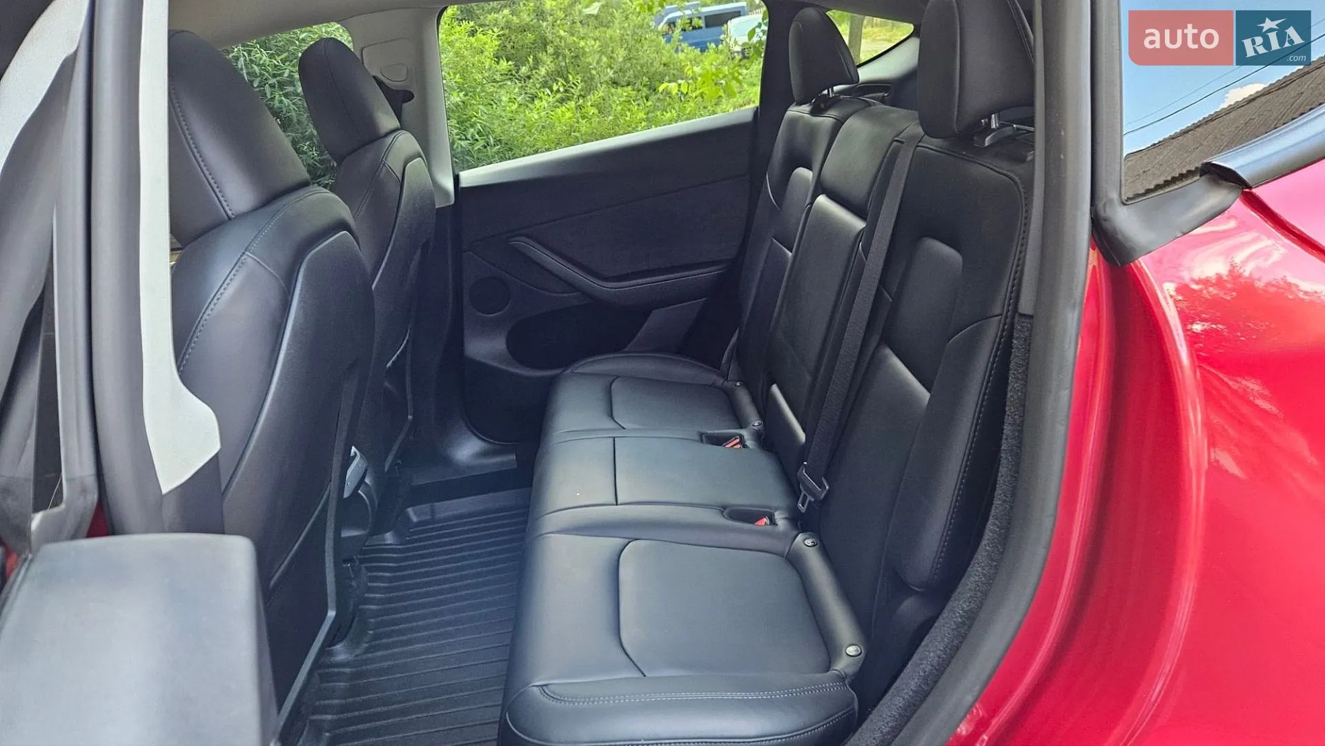 2024 Tesla Model Y - мініатюра 28