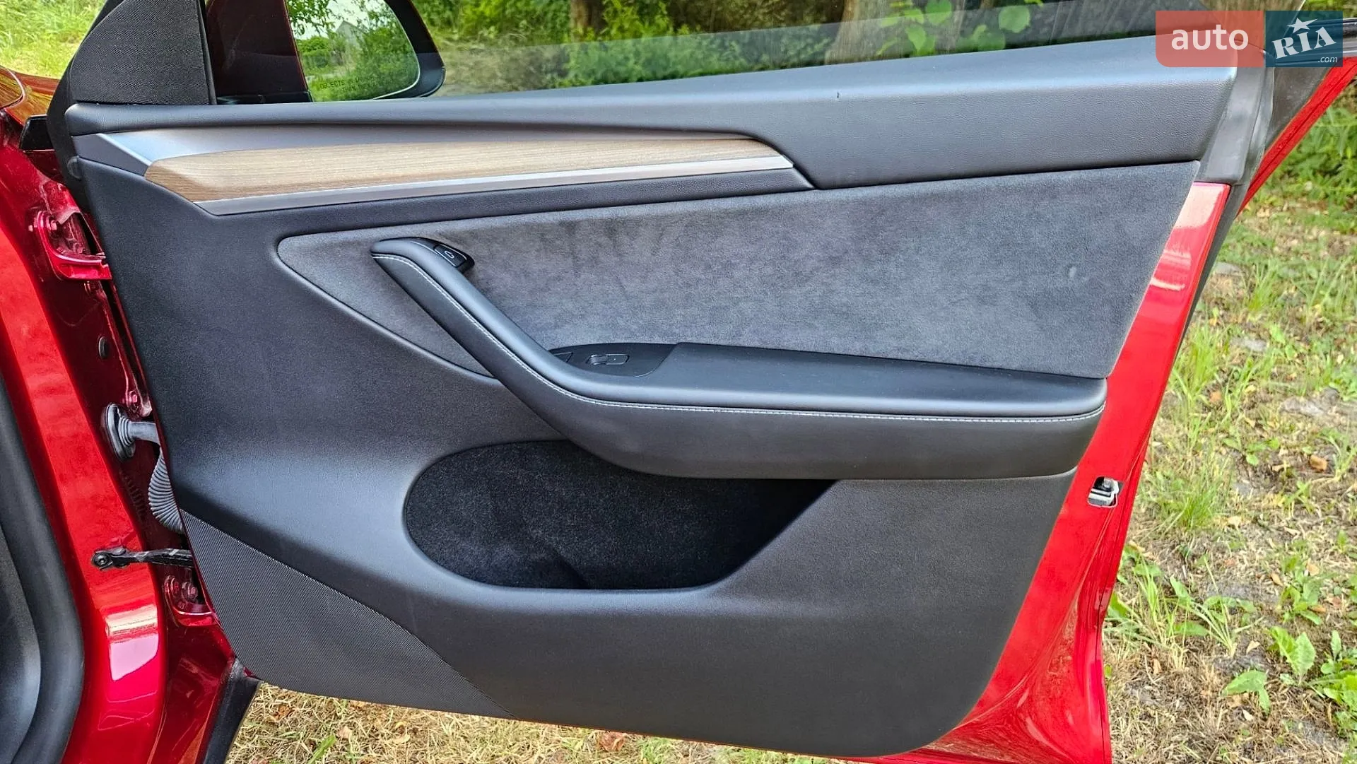 2024 Tesla Model Y - мініатюра 31