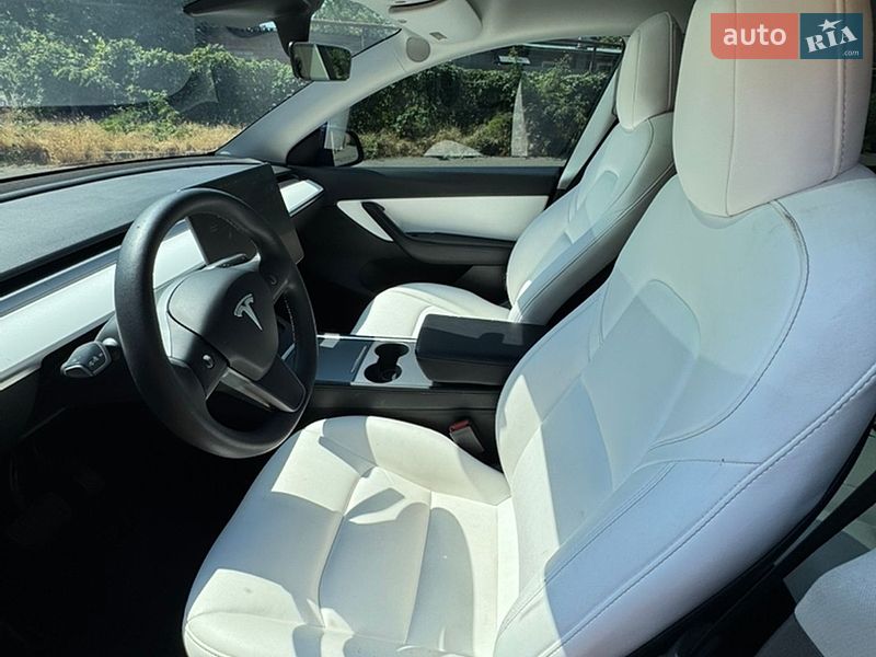 Позашляховик / Кросовер Tesla Model Y 2021 в Одесі