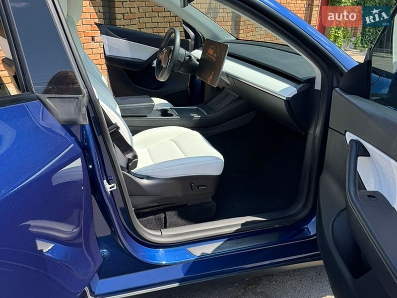Позашляховик / Кросовер Tesla Model Y 2021 в Одесі