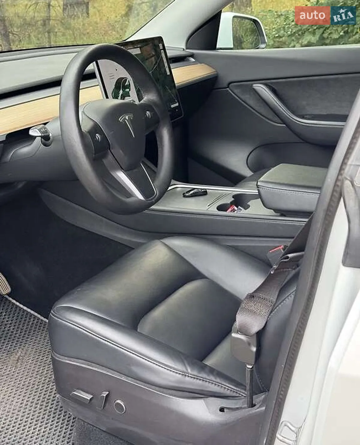 2021 Tesla Model Y - мініатюра 16