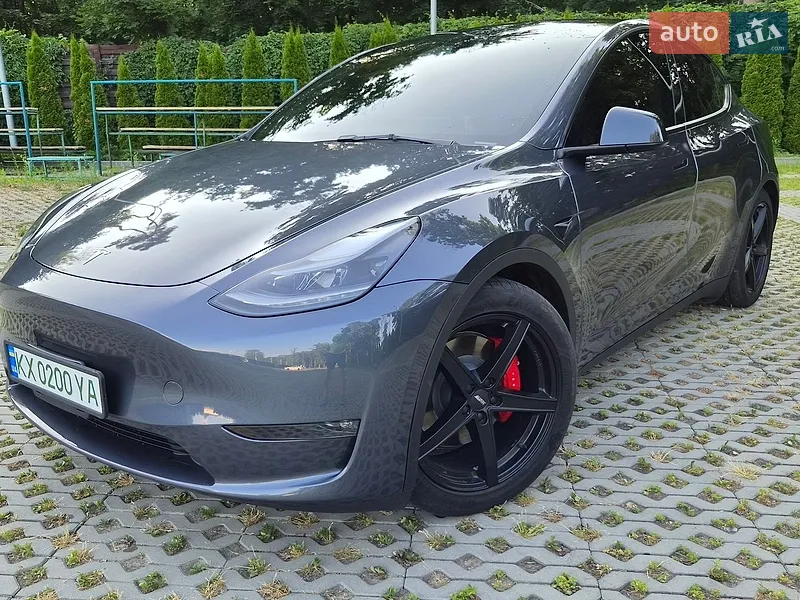 Tesla Model Y
