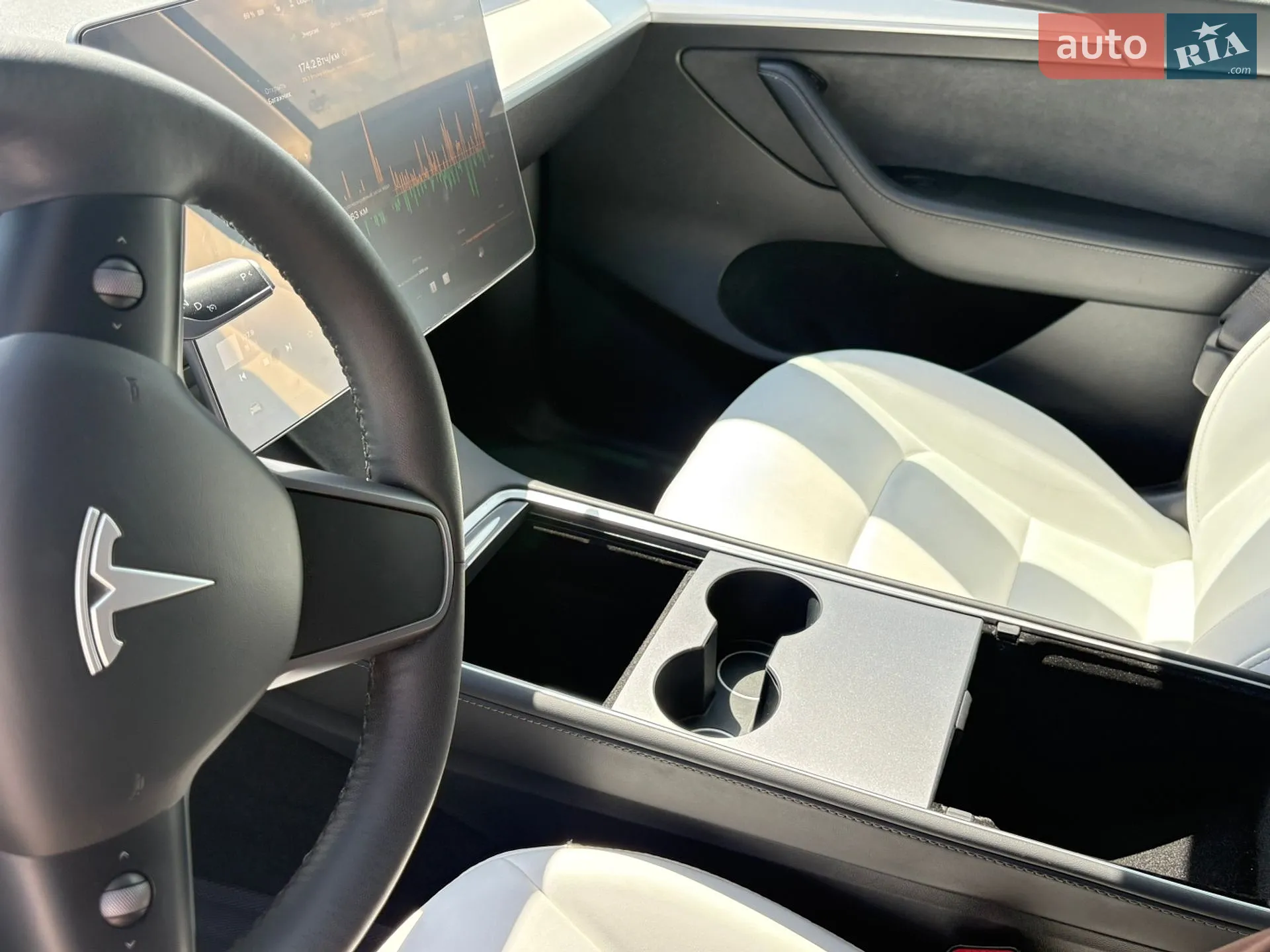 2023 Tesla Model Y - мініатюра 36