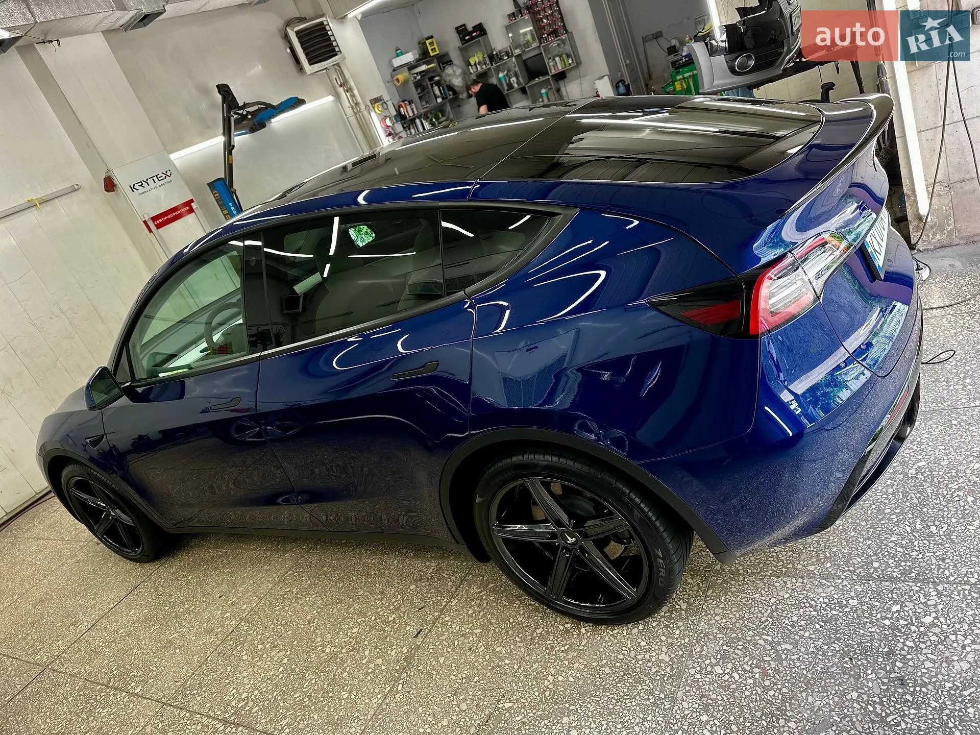 2021 Tesla Model Y - мініатюра 9