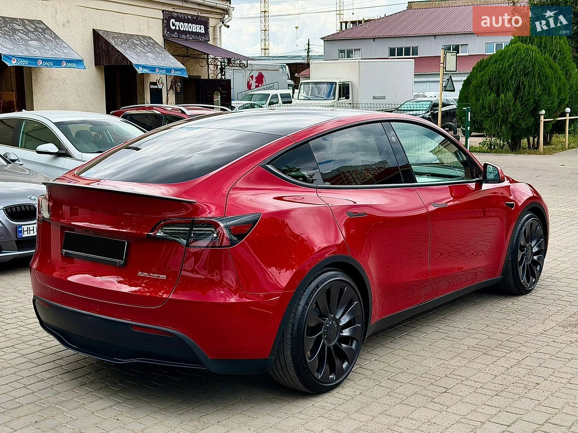 2023 Tesla Model Y - мініатюра 3