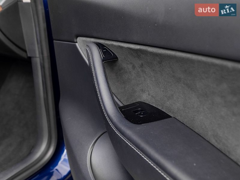 Внедорожник / Кроссовер Tesla Model Y 2020 в Киеве фото 46 Внедорожник / Кроссовер Tesla Model Y 2020 в Киеве