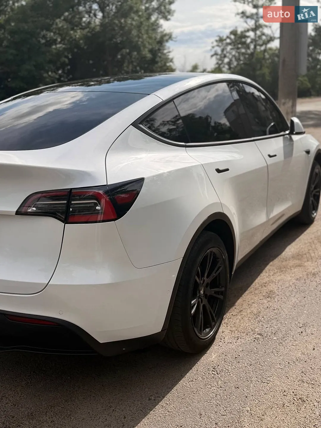 2021 Tesla Model Y - мініатюра 8