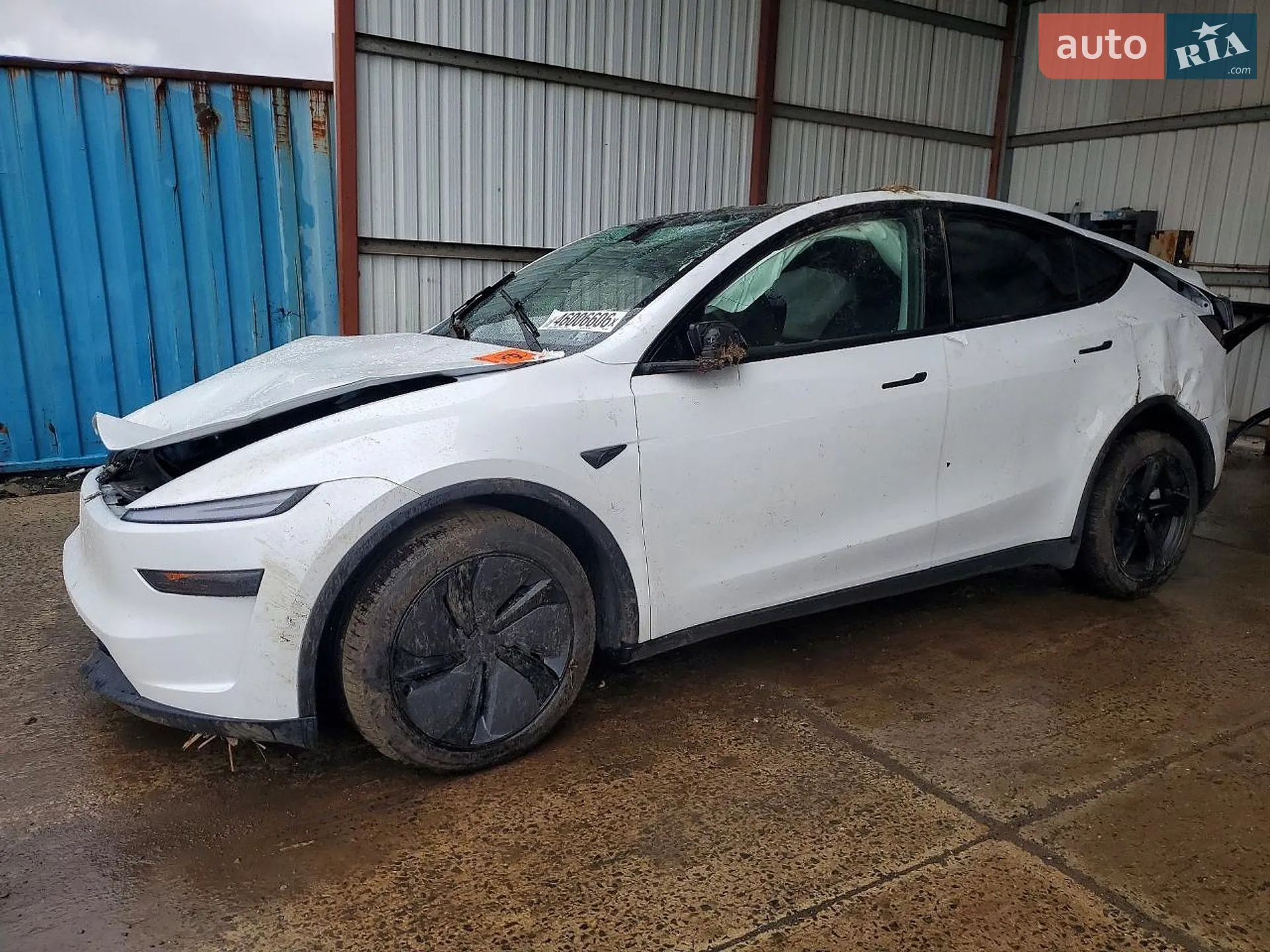 2025 Tesla Model Y - мініатюра 5