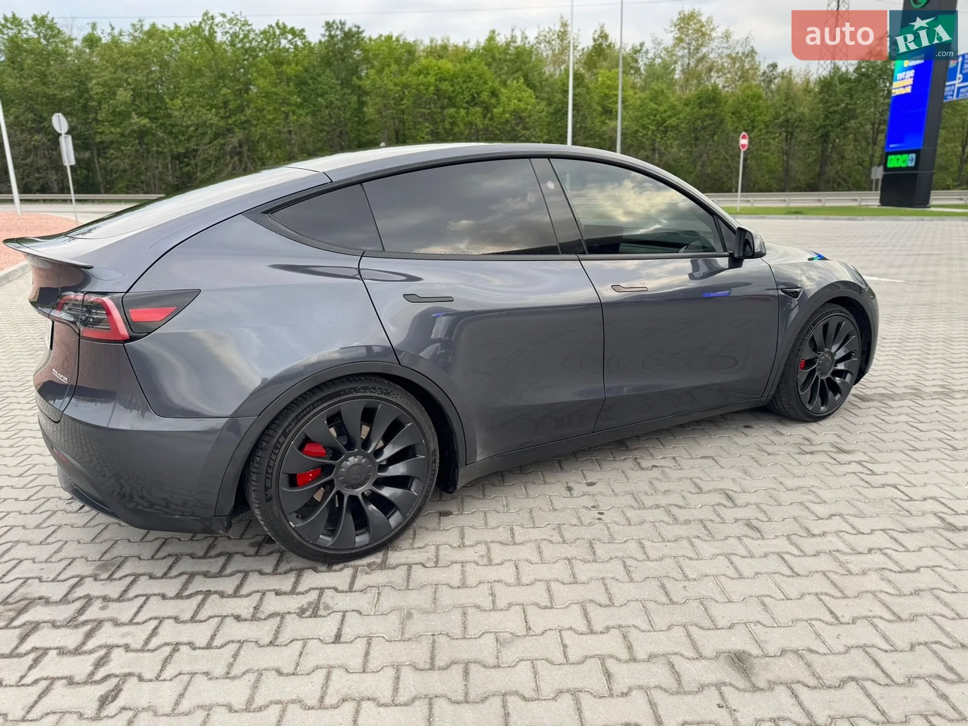 2023 Tesla Model Y - мініатюра 4
