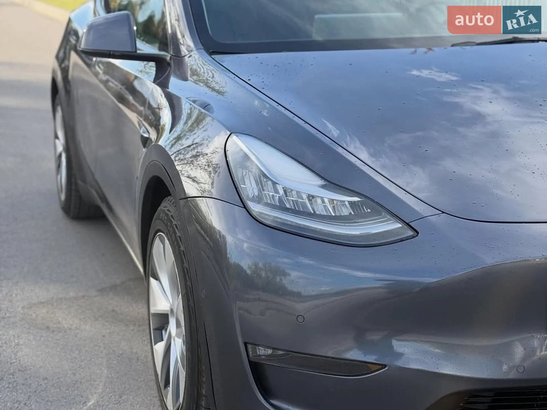 2021 Tesla Model Y - мініатюра 8