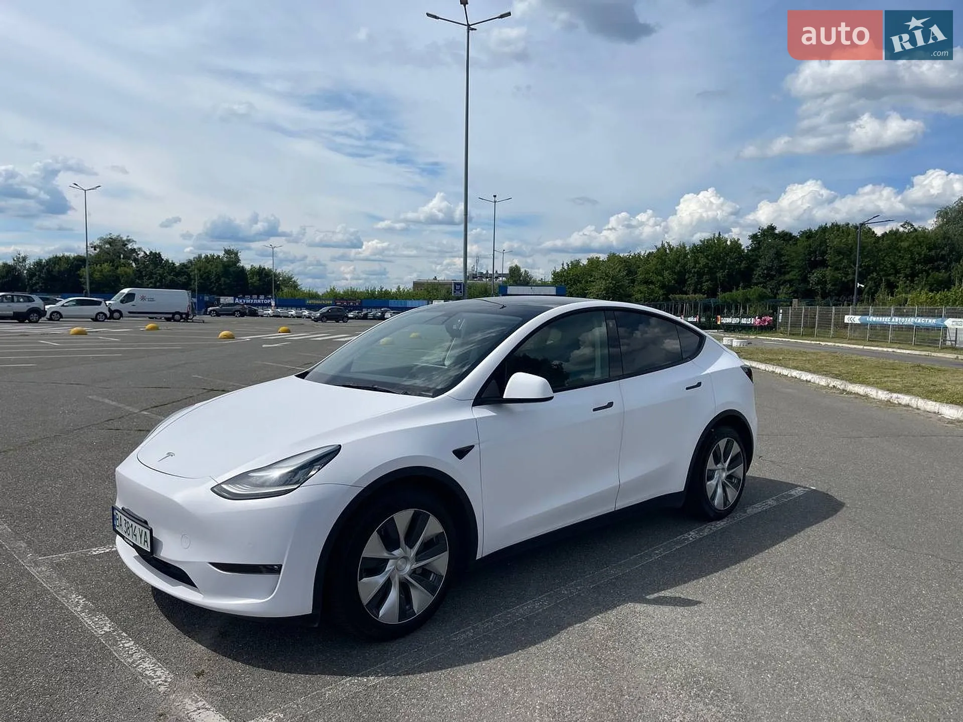 2021 Tesla Model Y - мініатюра 3