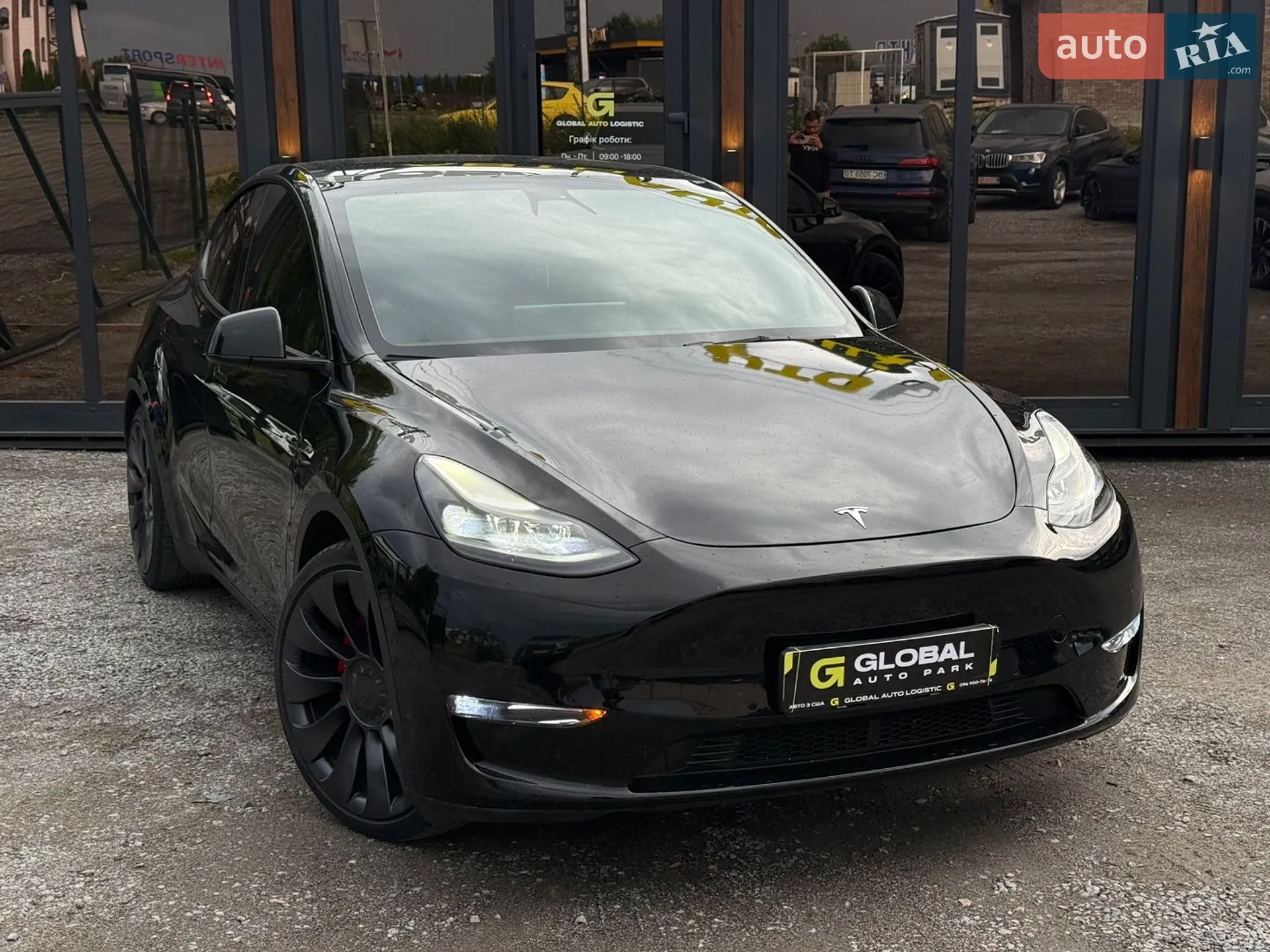 2021 Tesla Model Y - мініатюра 3