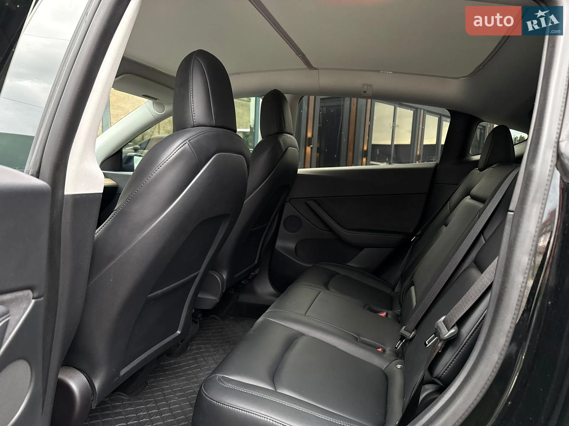 2021 Tesla Model Y - мініатюра 17