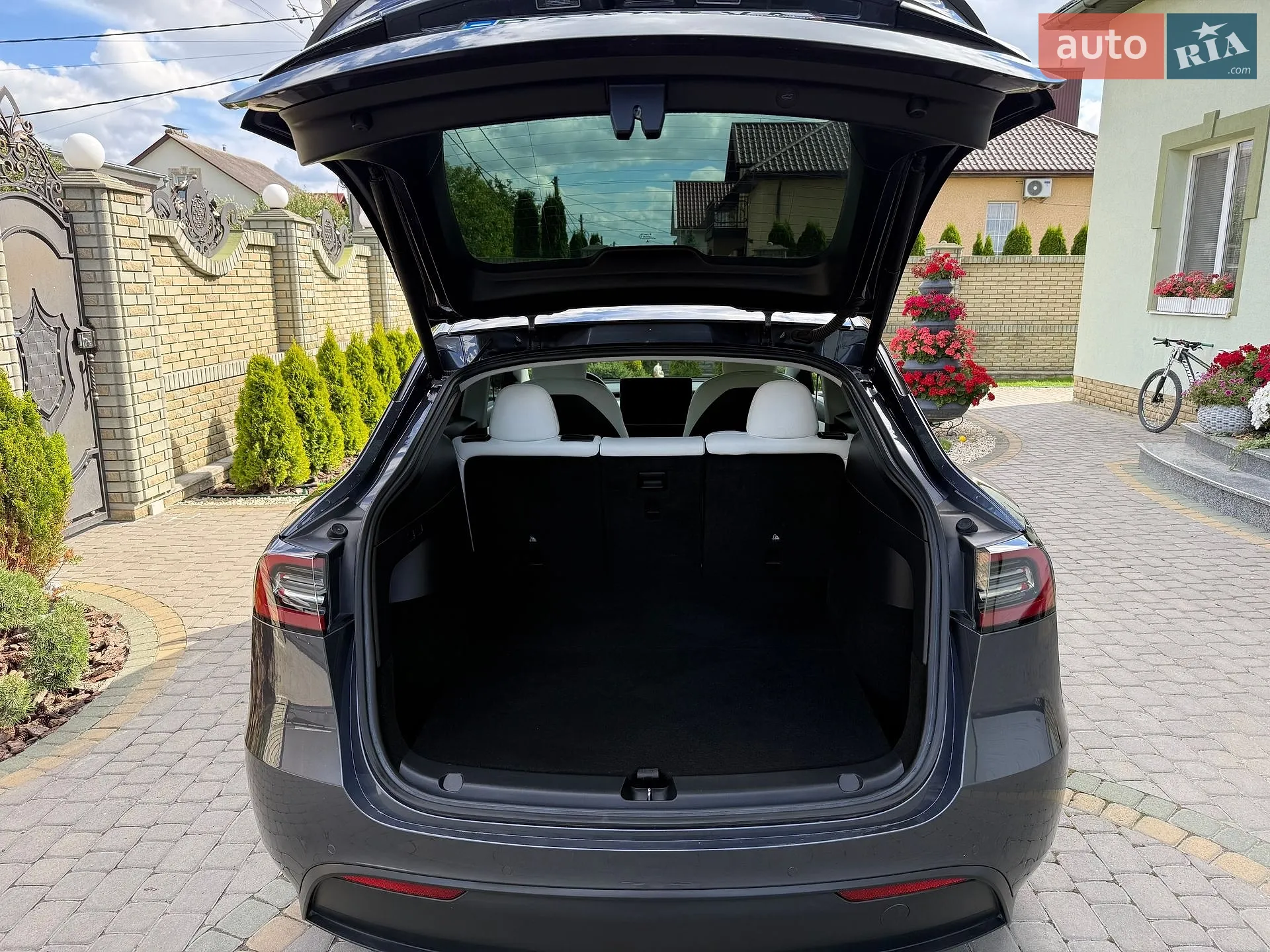 2022 Tesla Model Y - мініатюра 57