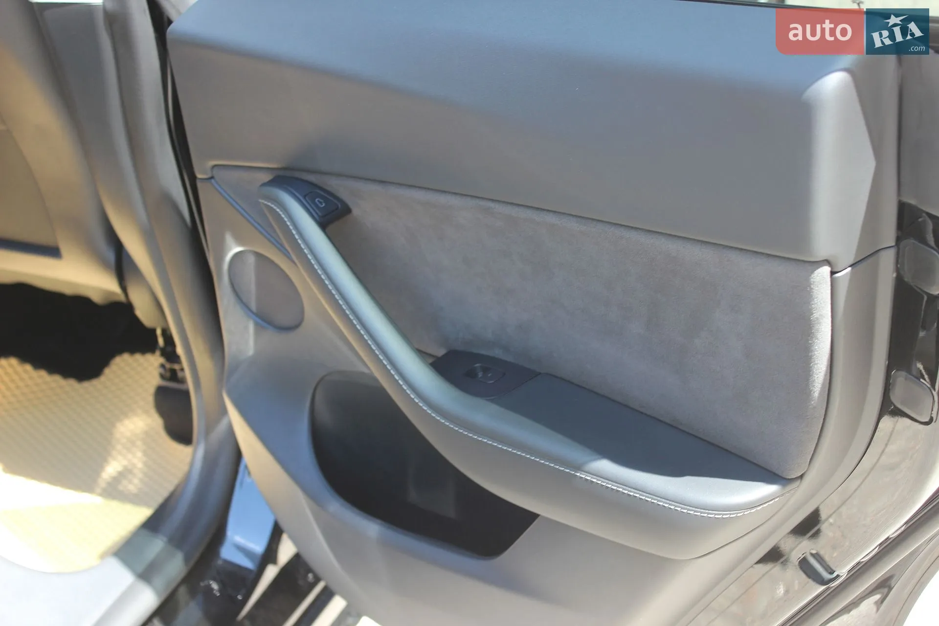 2022 Tesla Model Y - мініатюра 25