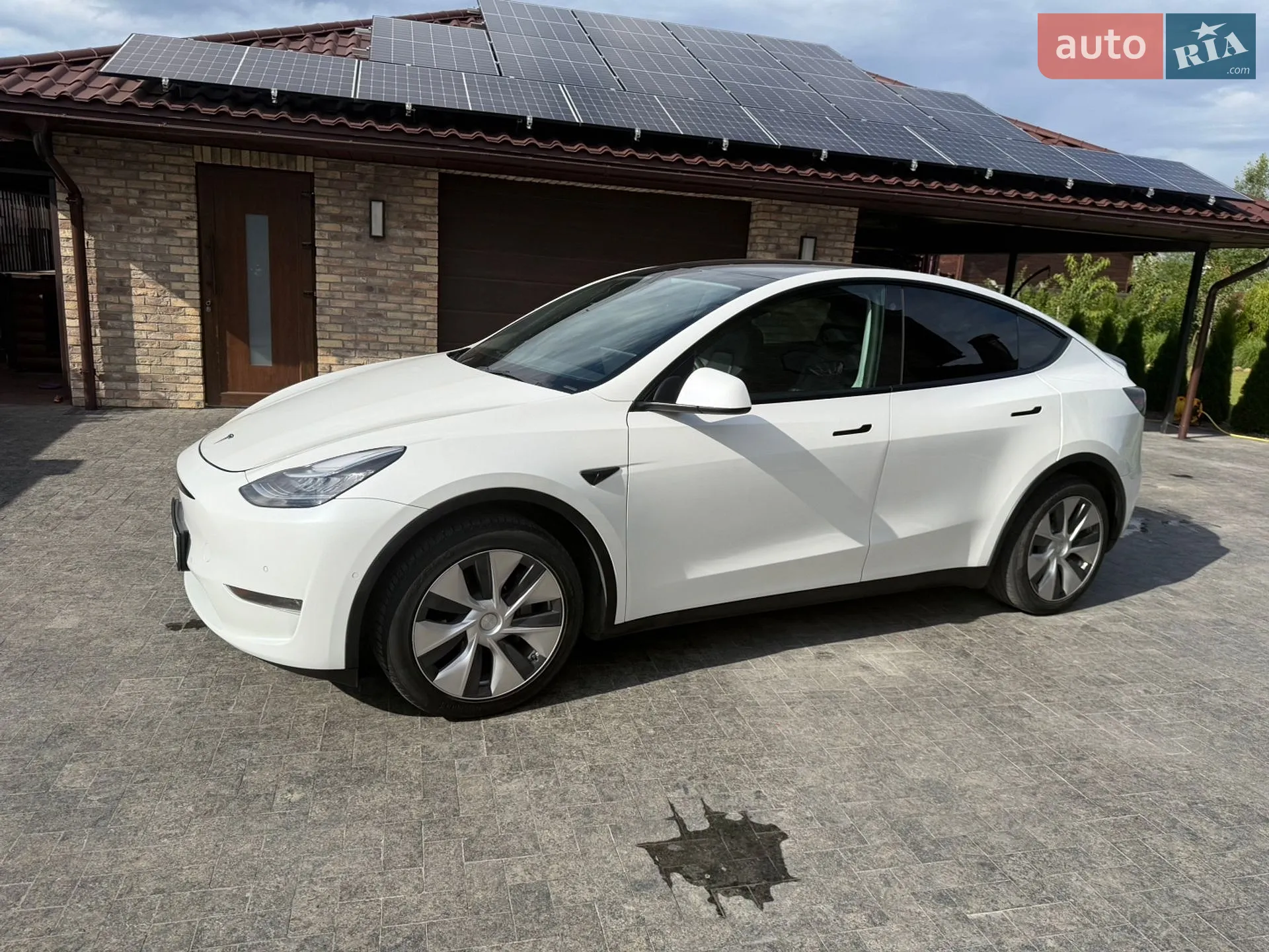2021 Tesla Model Y - мініатюра 11