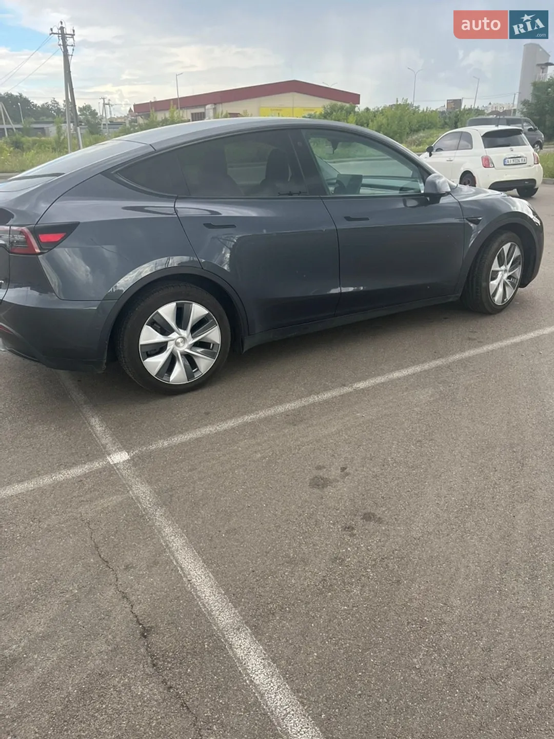2022 Tesla Model Y - мініатюра 3