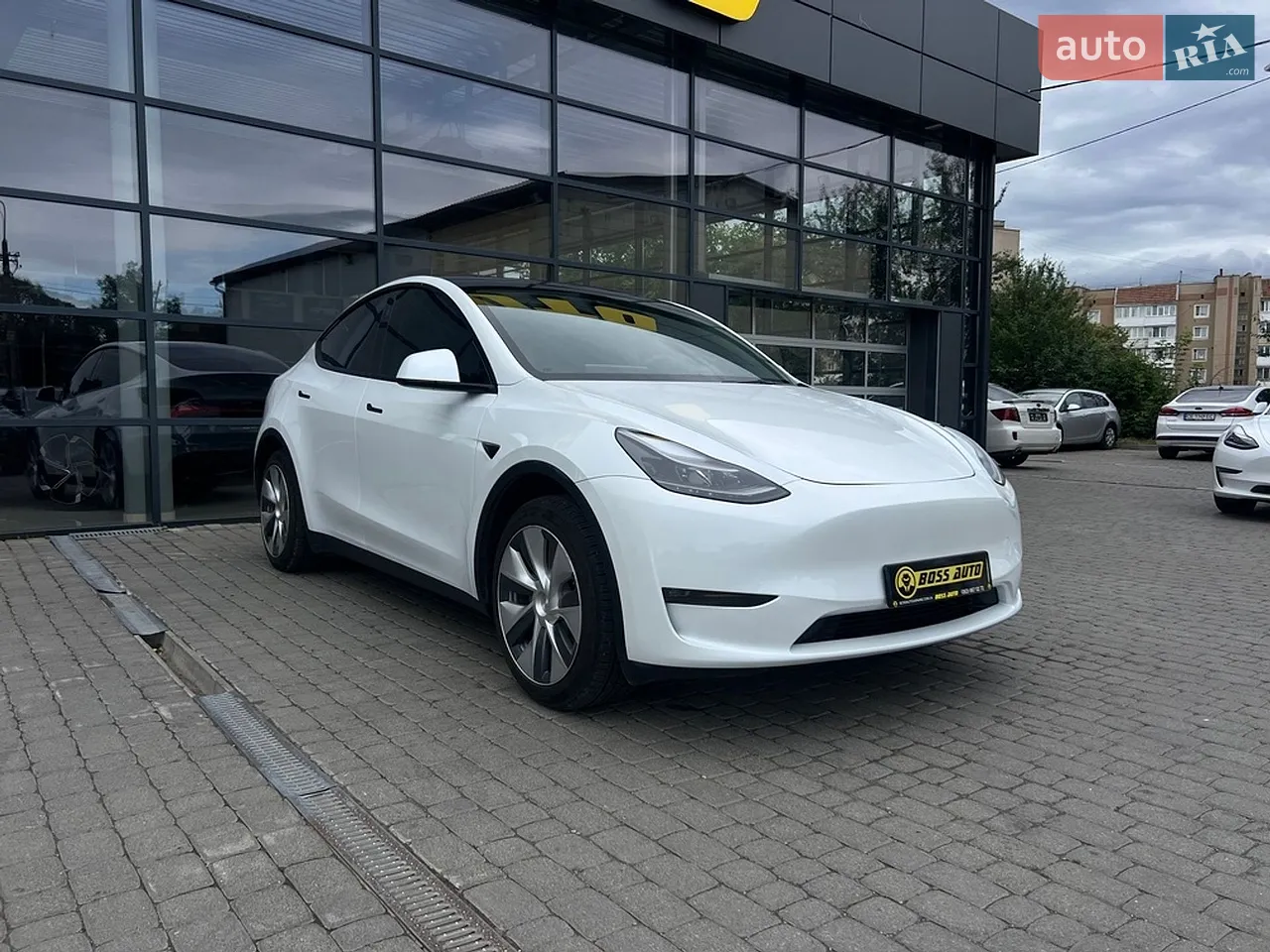 2023 Tesla Model Y - мініатюра 18